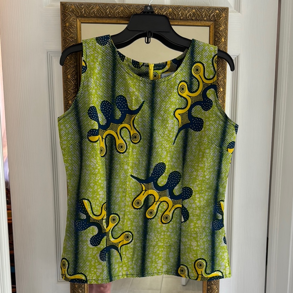 Stylish Sleeveless Top in Green and Yellow